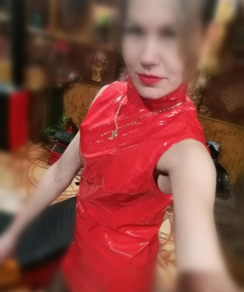 Встреча со мной - это незабываемый опыт и наслаждение каждой минуты. Я легкая на подъем и открыта к новым приключениям. Ласковая и чувственная, я понимаю и удовлетворю твои самые сокровенные желания. Мои услуги охватывают все, от умного разговора до страстных игр в постели. У меня роскошные формы и привлекательное лицо, что подтверждают мои фотографии. Мои клиенты говорят, что со мной время останавливается. Я живу в самом сердце Москвы и готова пригласить вас в мой комфортабельный уютный апартамент или приехать к вам. Не упустите возможность испытать настоящую страсть и насладиться жизнью со мной - ты заслуживаешь самого лучшего! 😘🔥 9104, 35 лет